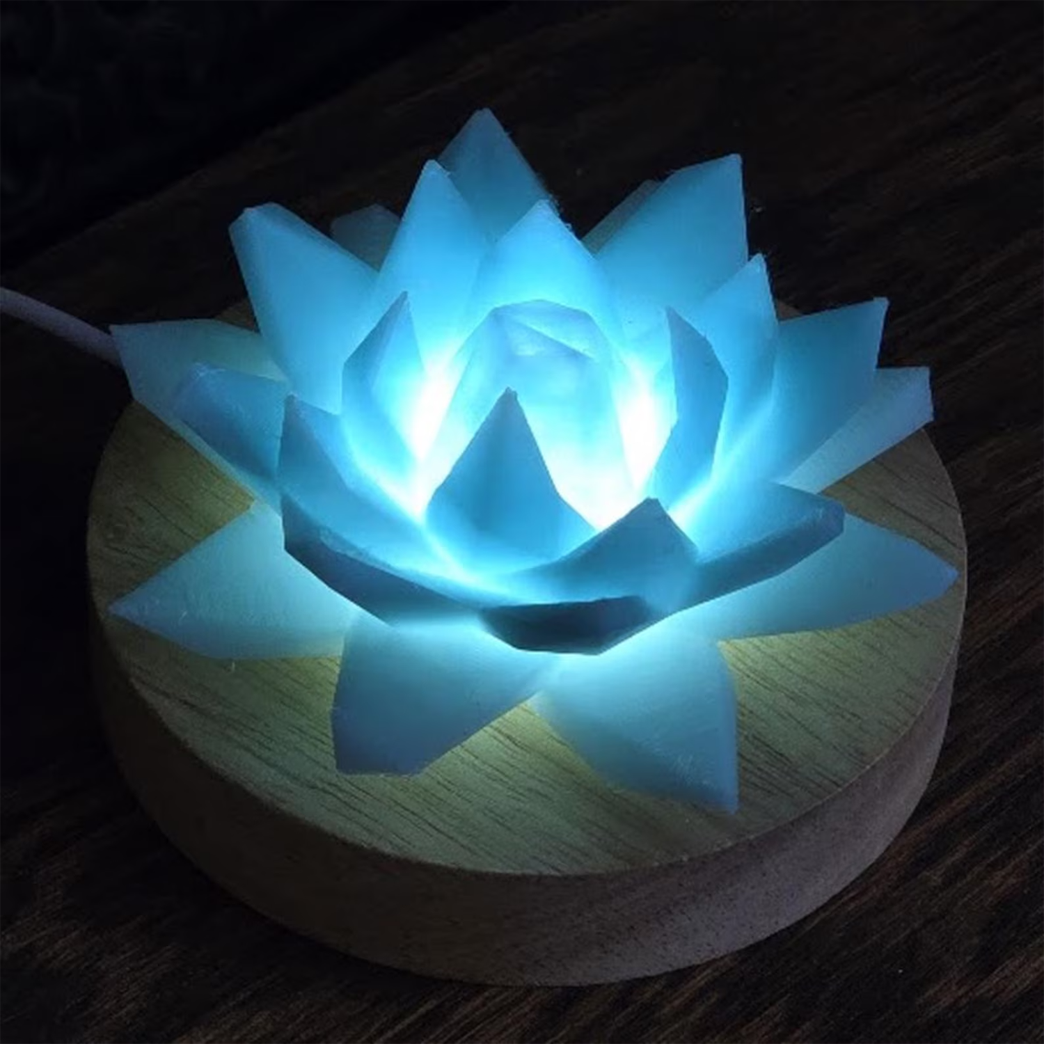 Geometric Lotus Sculpture LED Table Light, Multi-Tone USB Ambient Decor Lamp For Meditation Spaces And Bedroom Accent Styling