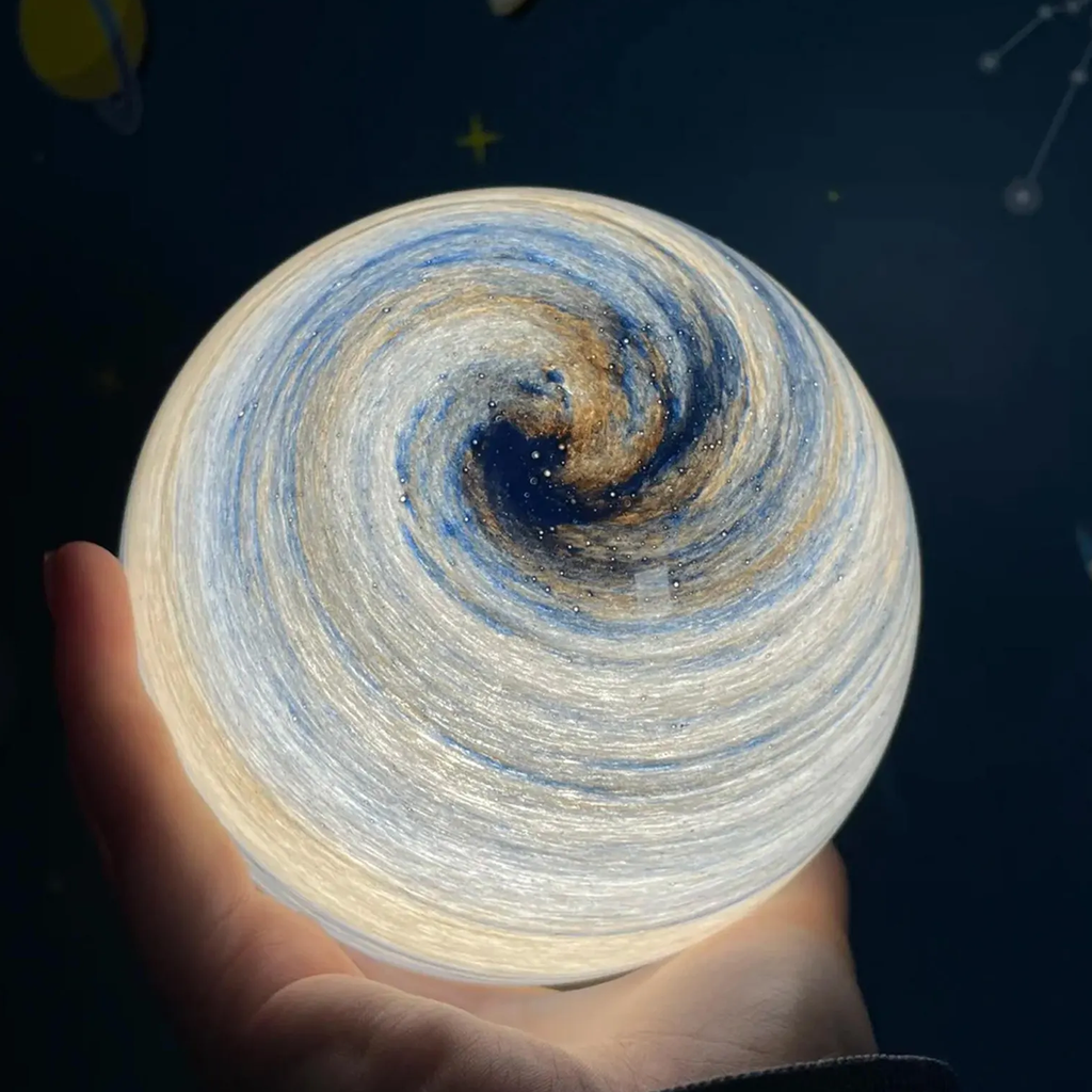 Swirl Nebula Planet Table Lamp, Dreamy Galaxy Sphere LED Night Light For Bedside, Desk Decor And Holiday Gifting