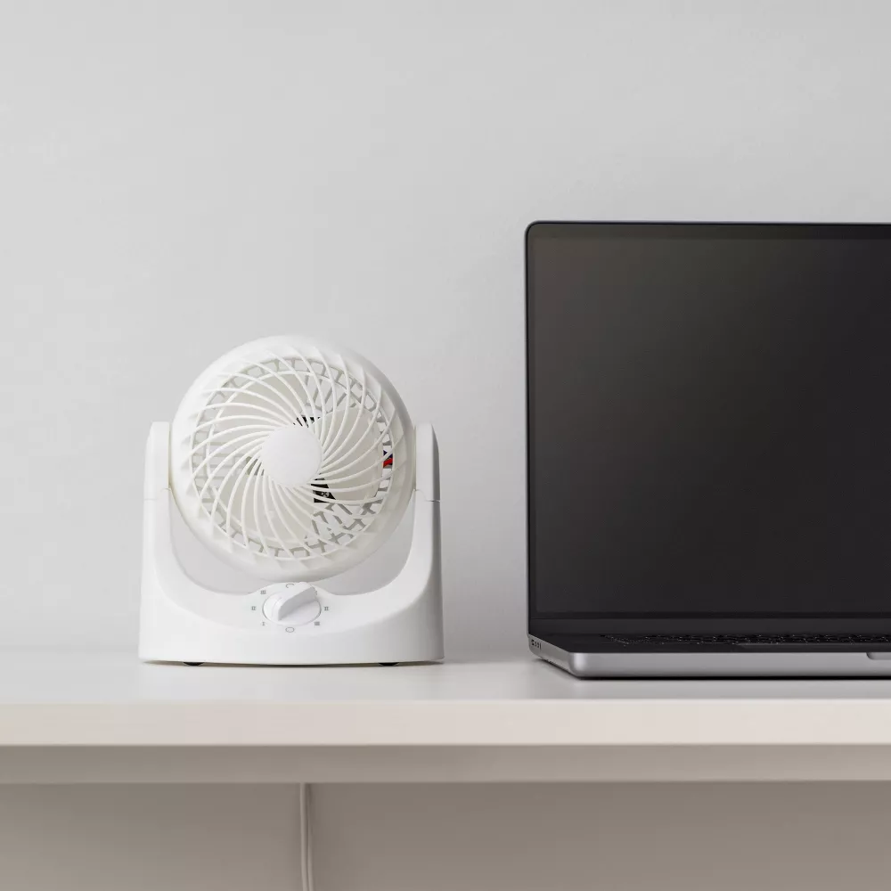 Mini Desktop Air Circulator Fan